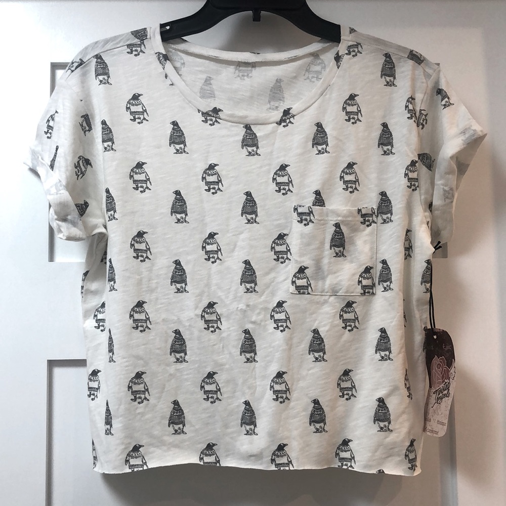 🆕Penguin semi-crop! soft ivory knit tee with front pocket-short cuffed sleeve! M